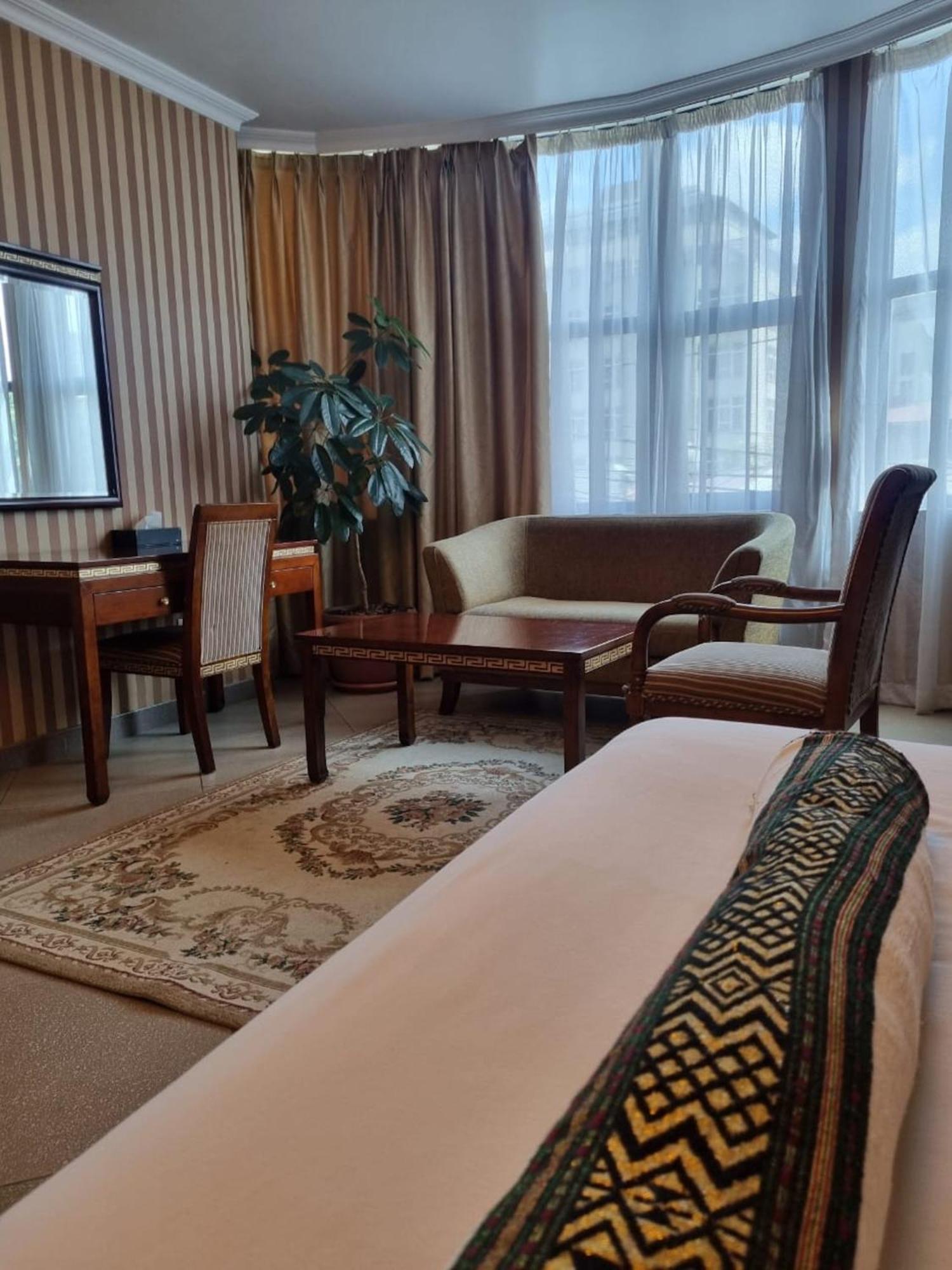 The Residence Hotel Аддис-Абеба Экстерьер фото
