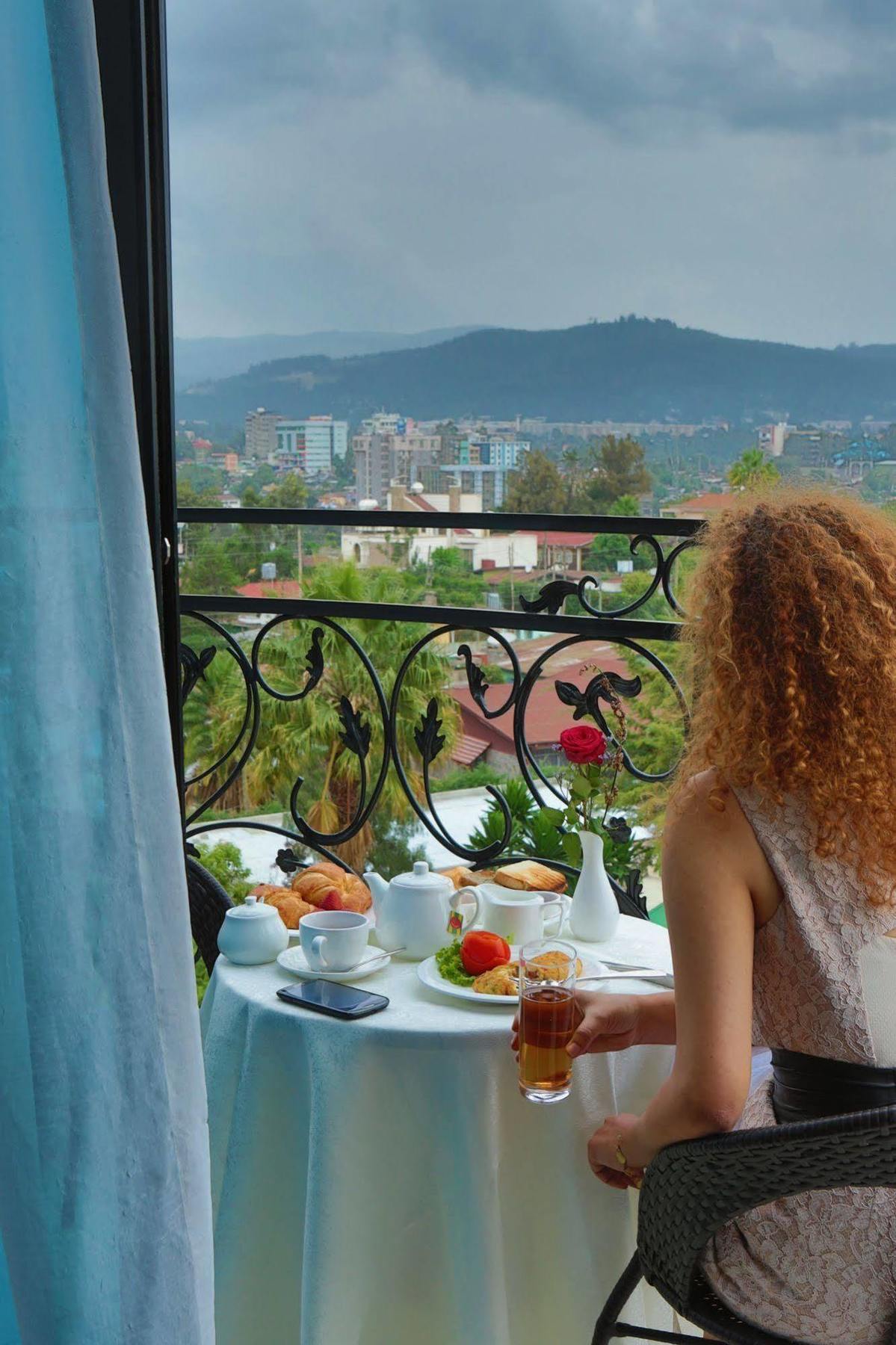 The Residence Hotel Аддис-Абеба Экстерьер фото